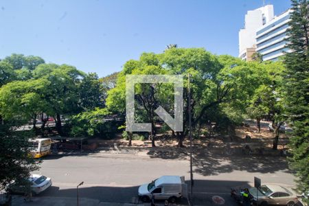 Apartamento à venda com 138m², 3 quartos e 1 vaga Apartamento à venda com 138m², 3 quartos e 1 vagaVista da Sacada Quarto 2