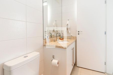 Apartamento à venda com 205m², 4 quartos e 4 vagasBanheiro da Suíte 2