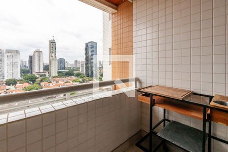 Apartamento à venda com 205m², 4 quartos e 4 vagasChurrasqueira