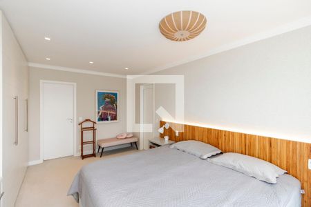 Apartamento à venda com 205m², 4 quartos e 4 vagasSuíte 1