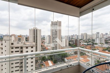 Apartamento à venda com 205m², 4 quartos e 4 vagasVaranda da Suíte 1