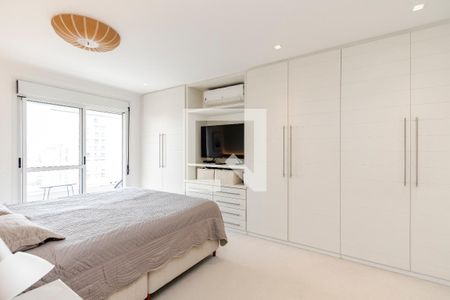 Apartamento à venda com 205m², 4 quartos e 4 vagasSuíte 1