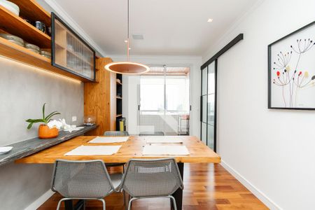 Apartamento à venda com 205m², 4 quartos e 4 vagasSala de Almoço