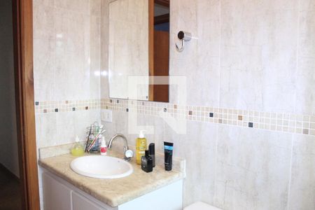 Casa à venda com 200m², 3 quartos e 4 vagasQuarto 2