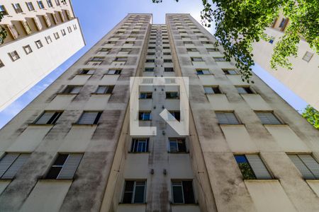 Apartamento à venda com 73m², 3 quartos e 2 vagasFachada