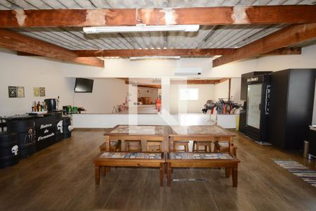 Casa à venda com 250m², 3 quartos e 3 vagasEspaço Gourmet