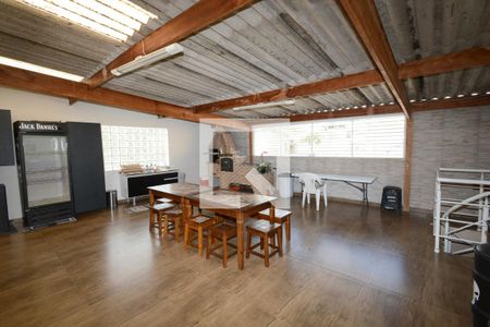 Casa à venda com 250m², 3 quartos e 3 vagasEspaço Gourmet