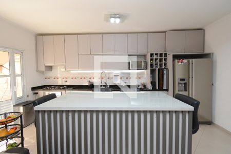 Casa à venda com 250m², 3 quartos e 3 vagasCozinha