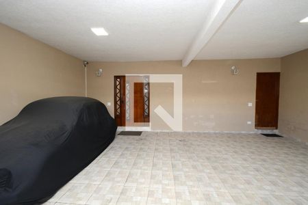 Casa à venda com 250m², 3 quartos e 3 vagasGaragem