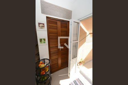 Casa à venda com 250m², 3 quartos e 3 vagasDespensa