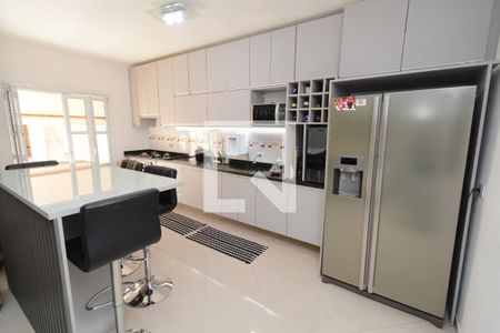 Casa à venda com 250m², 3 quartos e 3 vagasCozinha