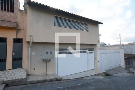Casa à venda com 250m², 3 quartos e 3 vagasFachada