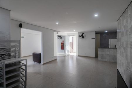 Apartamento à venda com 50m², 2 quartos e 1 vagasalão de festas_4