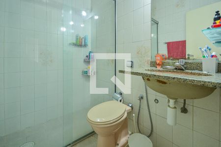 Casa à venda com 130m², 2 quartos e 2 vagasBanheiro da Suíte 1