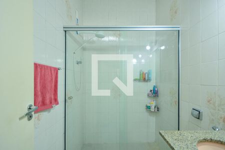 Casa à venda com 130m², 2 quartos e 2 vagasBanheiro da Suíte 1