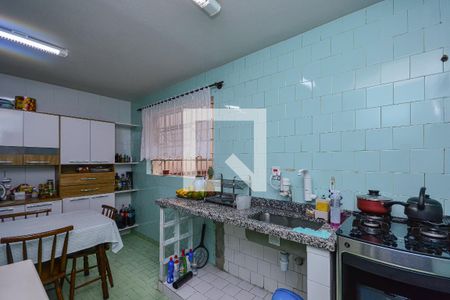 Casa à venda com 130m², 2 quartos e 2 vagasCozinha