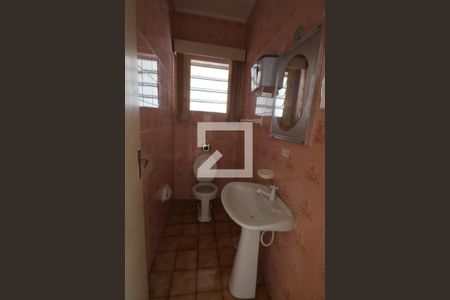 Casa à venda com 280m², 5 quartos e 2 vagasLavabo