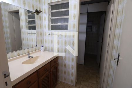 Casa à venda com 280m², 5 quartos e 2 vagasBanheiro