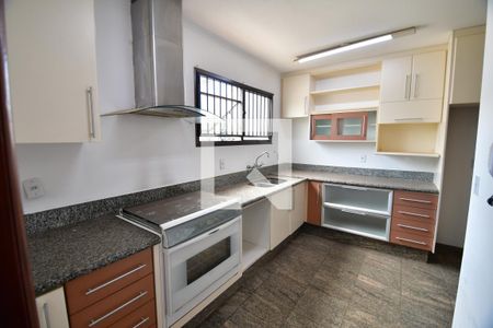 Apartamento à venda com 269m², 5 quartos e 2 vagasCozinha