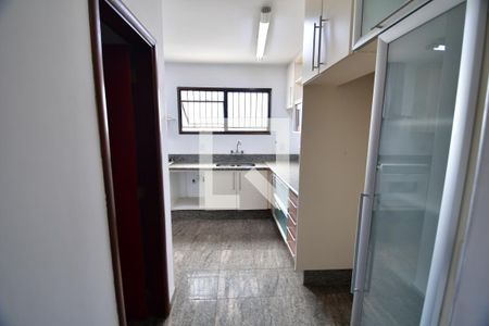 Apartamento à venda com 269m², 5 quartos e 2 vagasCozinha