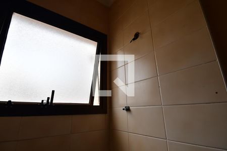 Apartamento à venda com 269m², 5 quartos e 2 vagasBanheiro de serviço - Detalhe