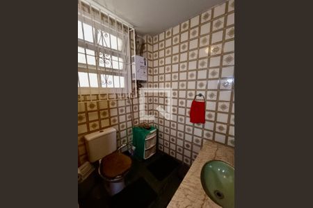 Apartamento à venda com 325m², 3 quartos e 2 vagasBanheiro social