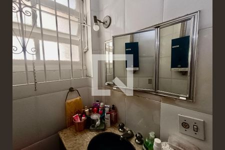 Apartamento à venda com 325m², 3 quartos e 2 vagasSuíte banheiro