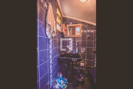 Casa à venda com 430m², 4 quartos e 5 vagas Casa à venda com 430m², 4 quartos e 5 vagasLavabo