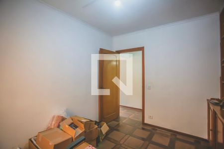 Casa à venda com 430m², 4 quartos e 5 vagas Casa à venda com 430m², 4 quartos e 5 vagasEscritótio 2