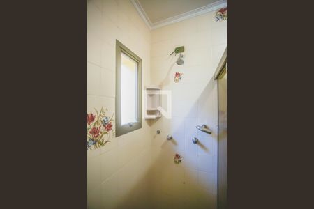 Casa à venda com 430m², 4 quartos e 5 vagas Casa à venda com 430m², 4 quartos e 5 vagasBanheiro Suíte