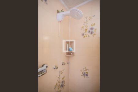 Casa à venda com 430m², 4 quartos e 5 vagas Casa à venda com 430m², 4 quartos e 5 vagasBanheiro Suíte