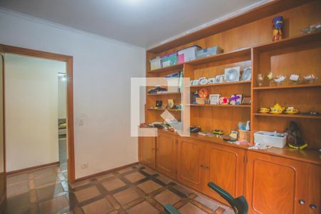 Casa à venda com 430m², 4 quartos e 5 vagas Casa à venda com 430m², 4 quartos e 5 vagasEscritótio 2