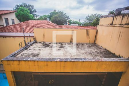 Casa à venda com 430m², 4 quartos e 5 vagas Casa à venda com 430m², 4 quartos e 5 vagasVista