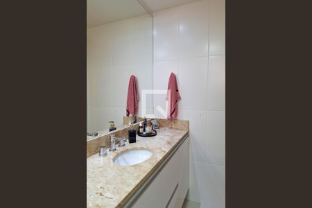 Apartamento à venda com 72m², 2 quartos e 1 vagaBanheiro da Suíte