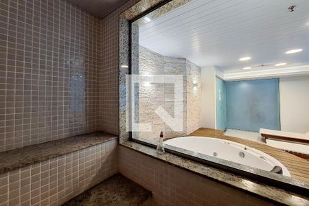 Apartamento à venda com 72m², 2 quartos e 1 vagaÁrea comum