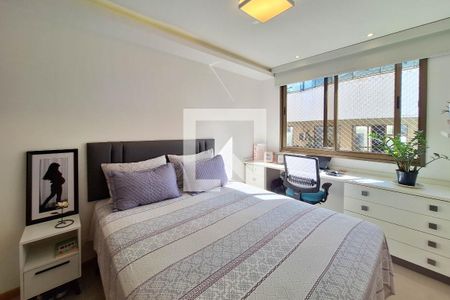 Apartamento à venda com 72m², 2 quartos e 1 vagaSuíte