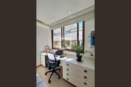 Apartamento à venda com 72m², 2 quartos e 1 vagaSuíte