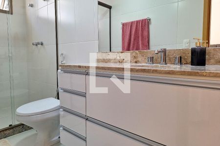 Apartamento à venda com 72m², 2 quartos e 1 vagaBanheiro da Suíte
