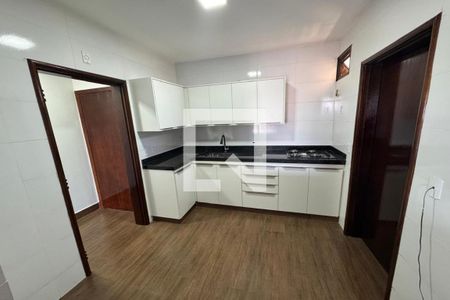 Apartamento para alugar com 199m², 3 quartos e 2 vagasCozinha