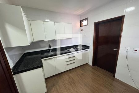 Apartamento para alugar com 199m², 3 quartos e 2 vagasCozinha