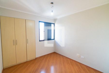 Apartamento à venda com 85m², 3 quartos e 3 vagasQuarto 2