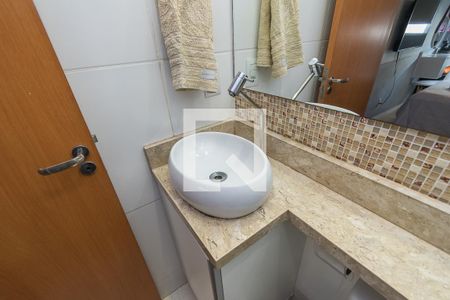 Apartamento à venda com 54m², 2 quartos e 1 vaga Apartamento à venda com 54m², 2 quartos e 1 vagaBanheiro da Suíte