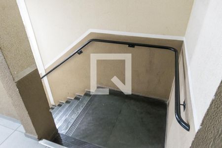 Apartamento à venda com 54m², 2 quartos e 1 vaga Apartamento à venda com 54m², 2 quartos e 1 vagaÁrea comum - Escadas