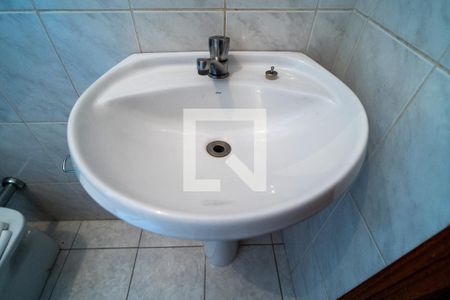 Casa para alugar com 100m², 2 quartos e 2 vagasBanheiro