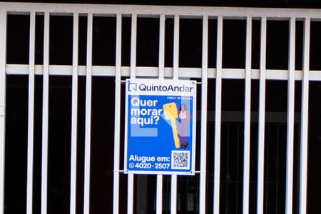 Casa para alugar com 100m², 2 quartos e 2 vagasFachada