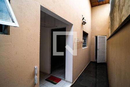 Casa para alugar com 100m², 2 quartos e 2 vagasÁrea de Serviço