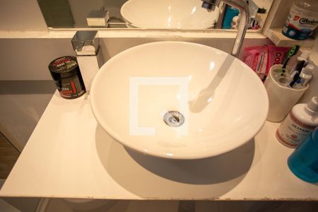 Casa à venda com 48m², 3 quartos e 1 vagaBanheiro