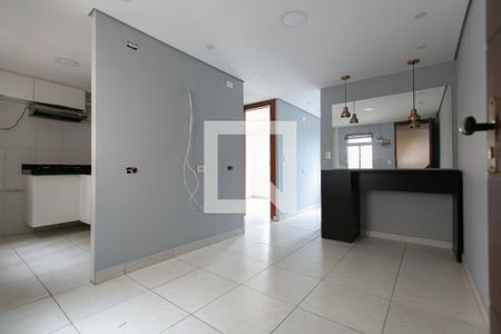 Sala de apartamento à venda com 2 quartos, 38m² em Conjunto Residencial José Bonifácio, São Paulo