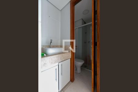 Apartamento à venda com 38m², 2 quartos e 1 vaga Apartamento à venda com 38m², 2 quartos e 1 vagaBanheiro - Lavatório