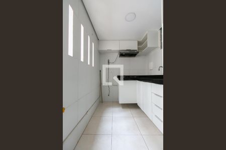 Apartamento à venda com 38m², 2 quartos e 1 vaga Apartamento à venda com 38m², 2 quartos e 1 vagaCozinha - Armários